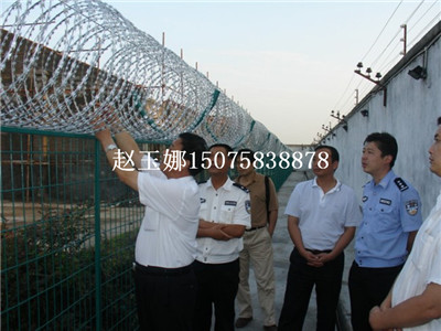 監(jiān)獄警戒區(qū)圍網